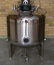 Load image into Gallery viewer, The Business 8&quot; Dash 1 Four Plate, 380 Litre.
